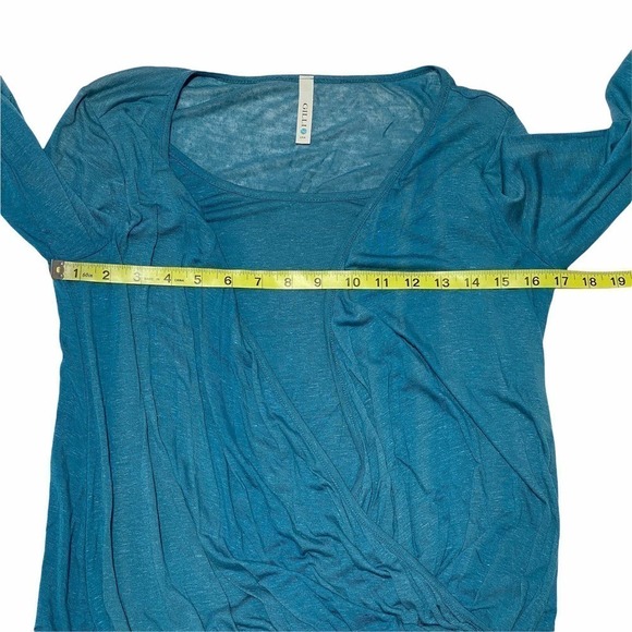 GILLIO Teal Blue Drapey Surplice Faux-Wrap Long Sleeve Blouse Small - Picture 7 of 12